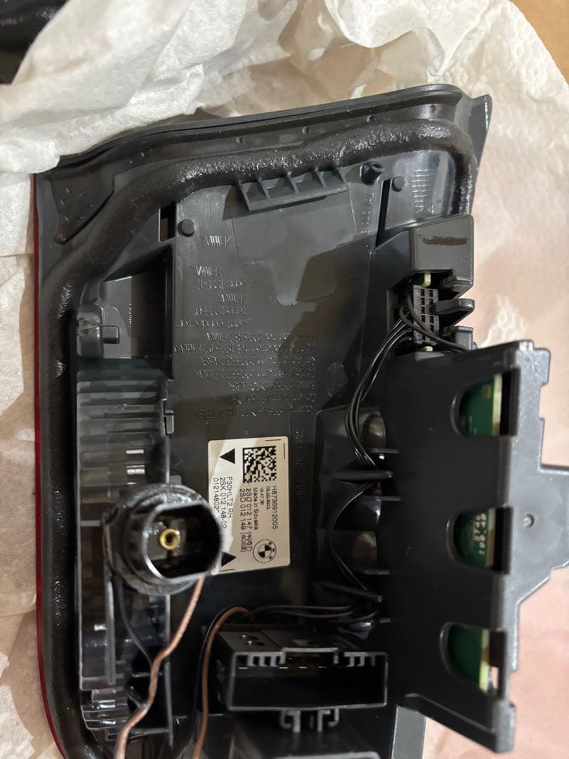 ＢＭW 3シリーズ　 F31 LCI テールライト