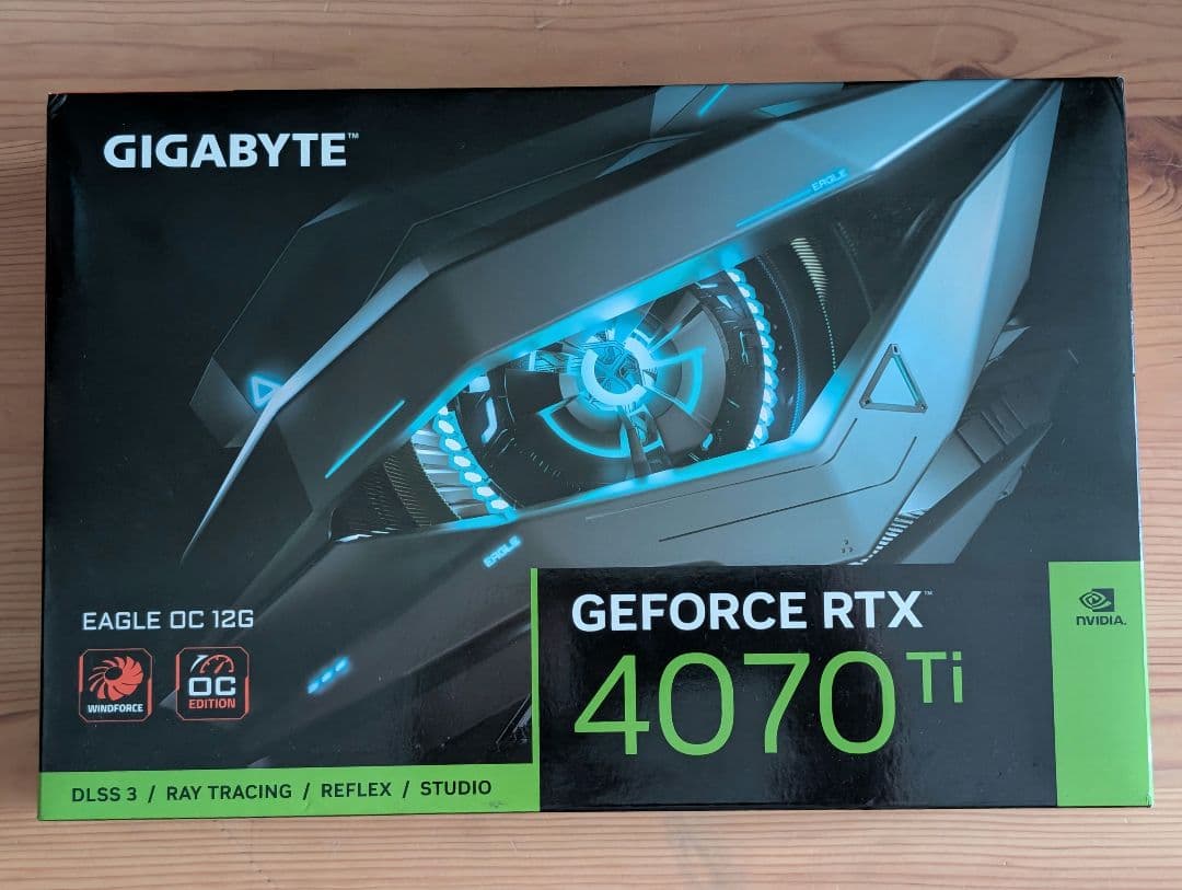 ショートサイズ26cm　GIGABYTE GEFORCE RTX 4070 Ti