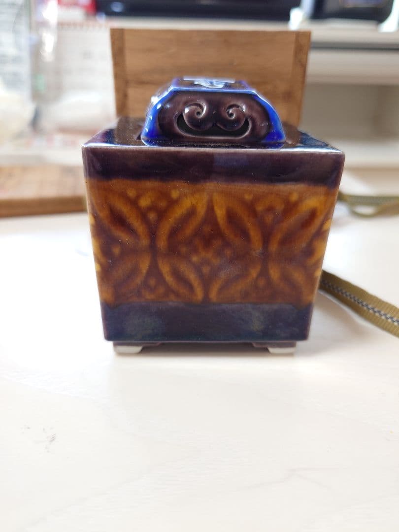 海外コレクターさん必見　二代徳田八十吉　香炉　Tokuda Yasokichi