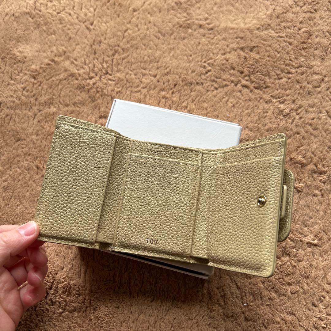tov トーヴ　IENA別注　ベージュ レザー 三つ折り財布