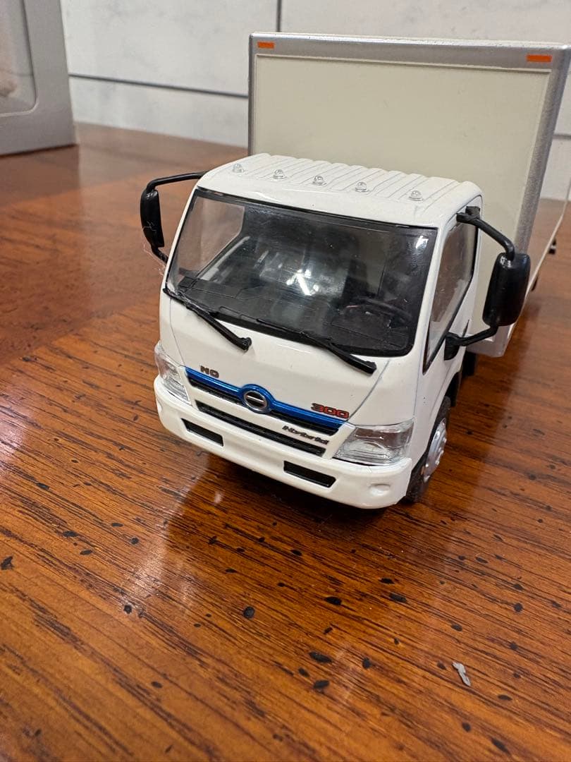 日野自動車 非売品 サンプル ミニカー（非流通・関係者配布）