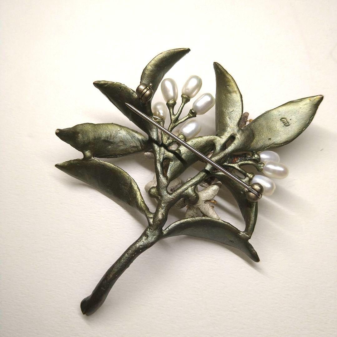 マイケルミショー　ブローチ