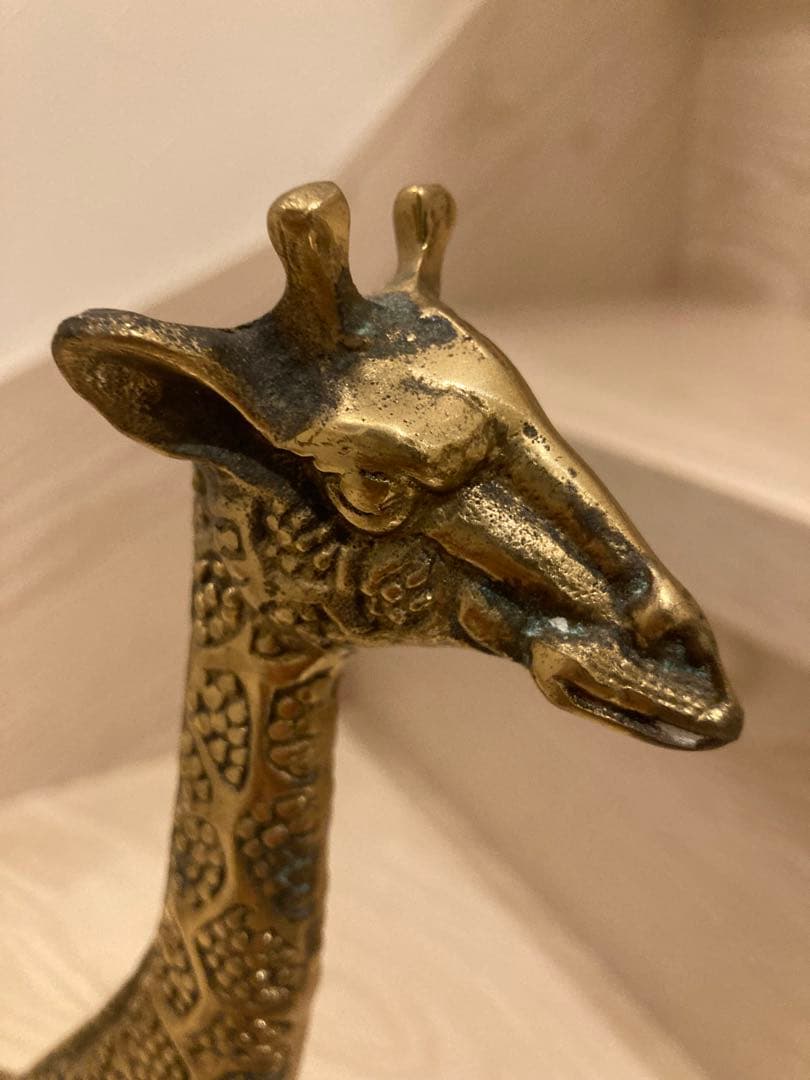 ブラス製キリンの彫刻 2体セット