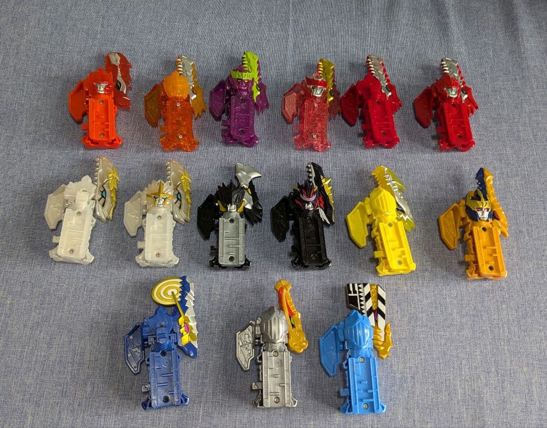 DXキョウリュウオー·キシリュウジン·チェンジャー·リュウソウルミニソフビセット