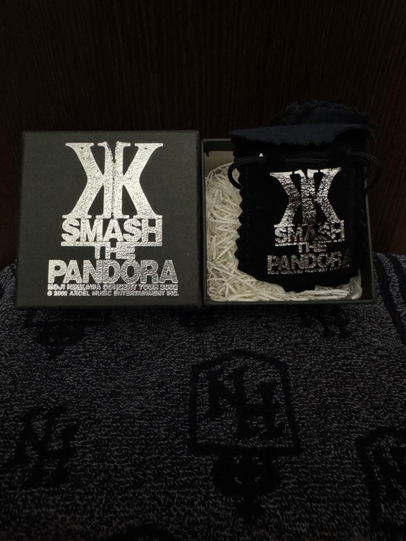 吉川晃司　SMASH THE PANDORA ネックレス　2002年ツアー