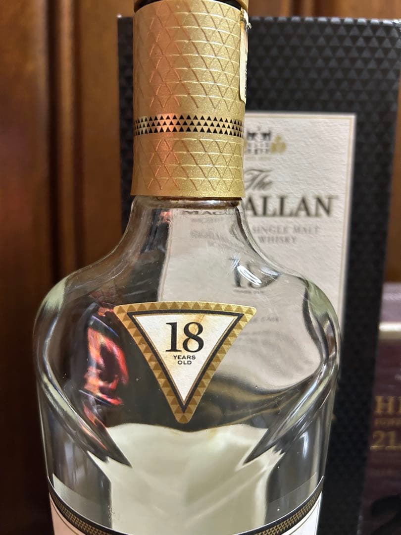 The Macallan 18年 & Hibiki 21年 セット　空瓶