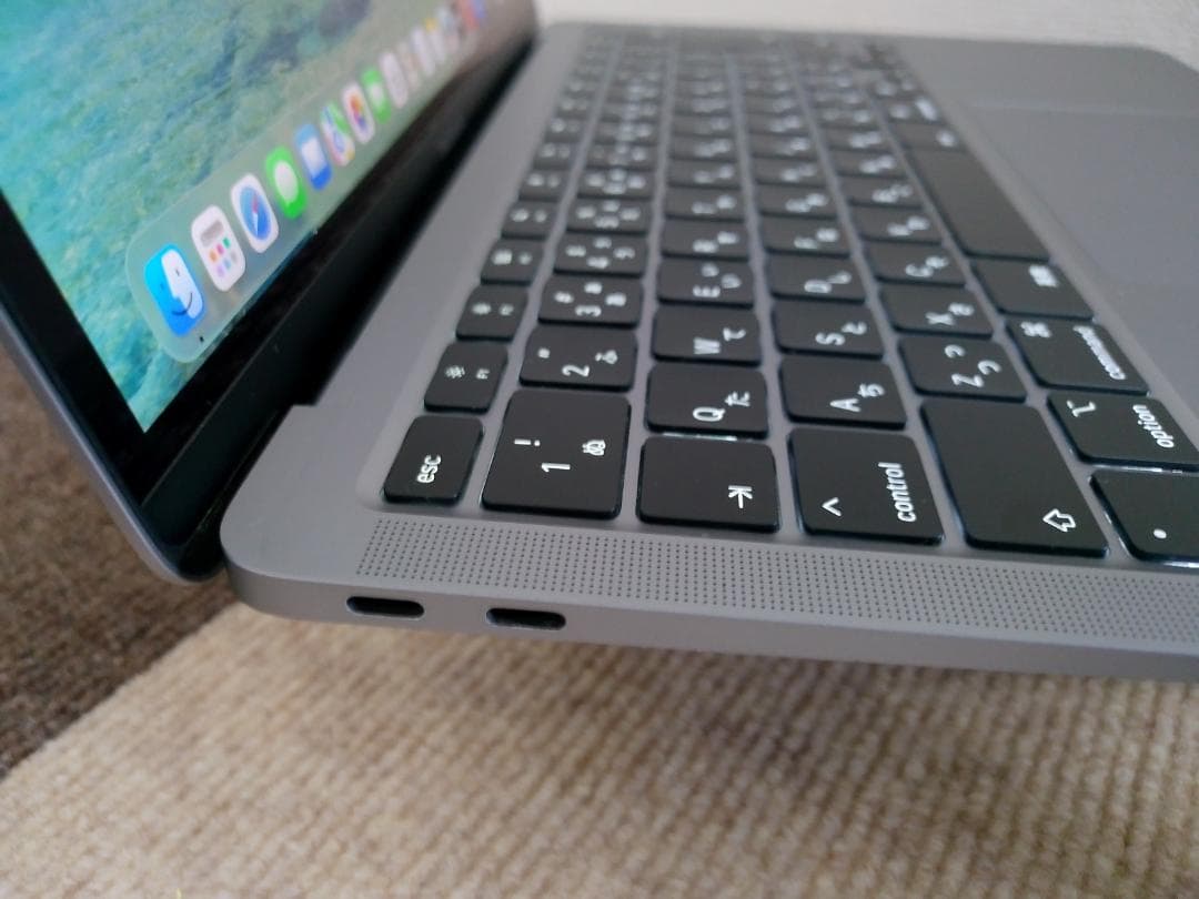 MacBook Air 2020 A2237 13㌅ M1 バッテリー 98%