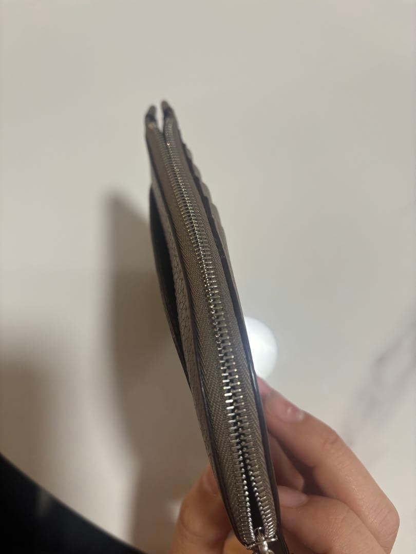 デルヴォー　パン D マルチファンクション　財布