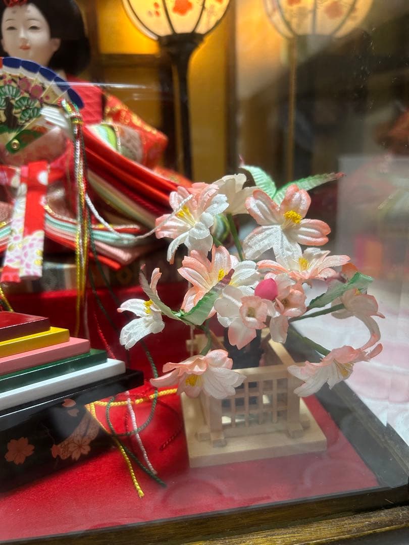 雛人形セット　ガラスケース入り　オルゴール付き