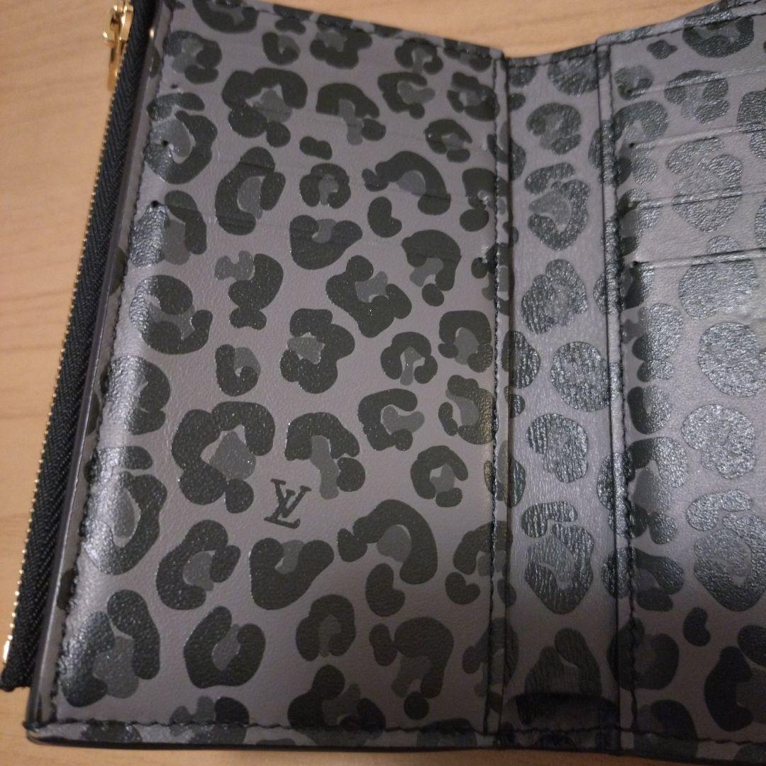 【ルイヴィトン】 ポルトフォイユ カプシーヌ レオパード