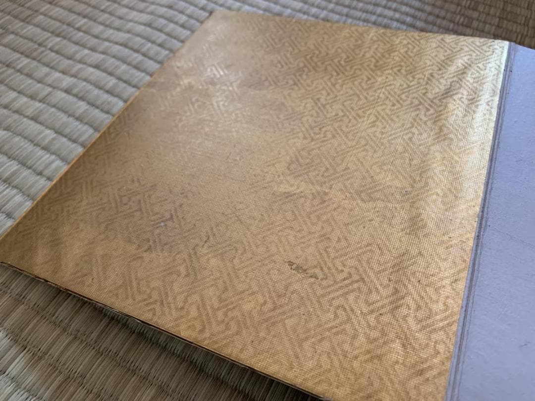 三十六歌仙 純金装飾 金襴表紙 和歌折帳 36面