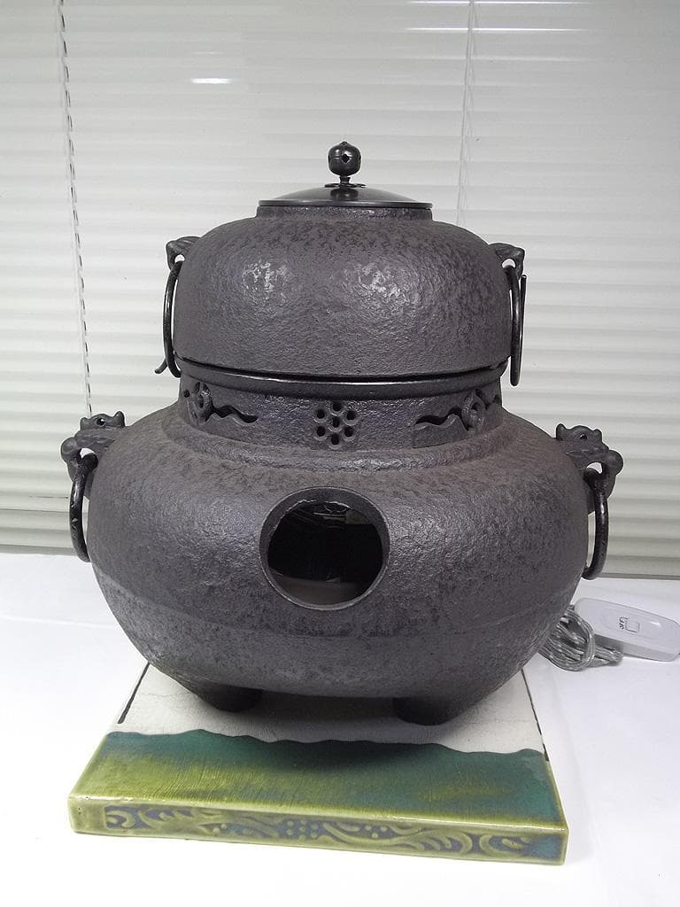 茶道具 鬼面風炉 野々田風炉型電熱器 風炉釜 茶釜 釜環 織部敷板