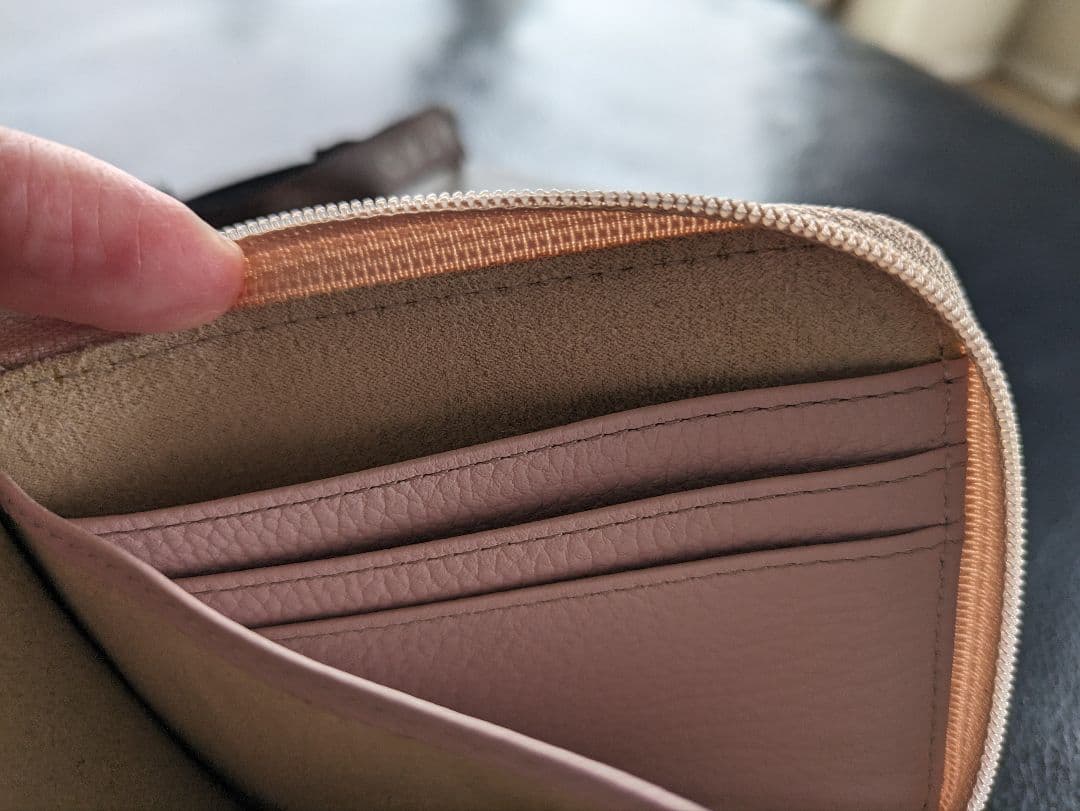 ATAO マルチカラー ダイヤモンド財布