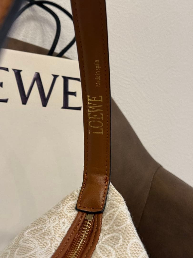 ロエベ LOEWE キュービィバッグ ハンドバッグ ナチュラル ブラウン