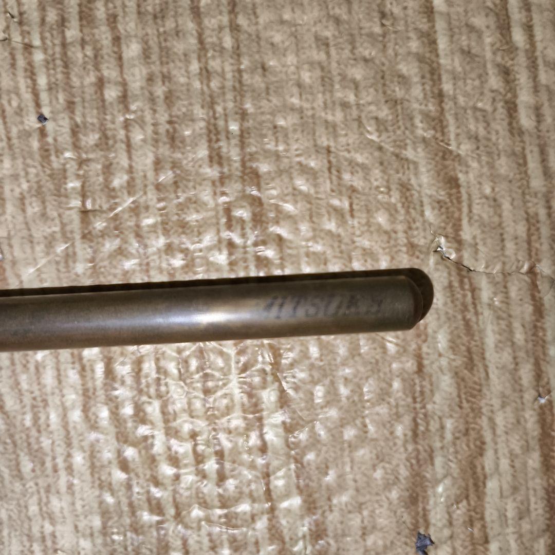 チェロ　エンドピン　8mm（見附精機工業　チタン入り真鍮）