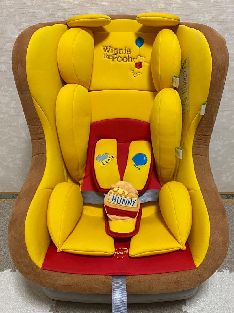 Winnie the Pooh 車用チャイルドシート