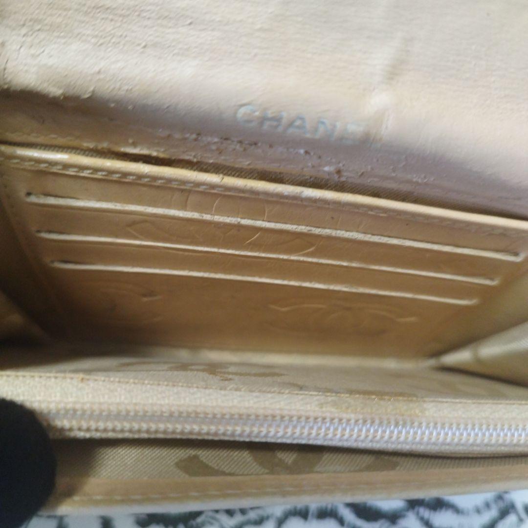 シャネル　カンボンライン　斜め掛け中財布