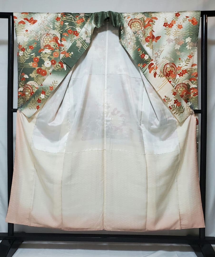 振袖　1395-43　作家物　高級正絹　成人式　友禅染　身丈154cm　在庫処分
