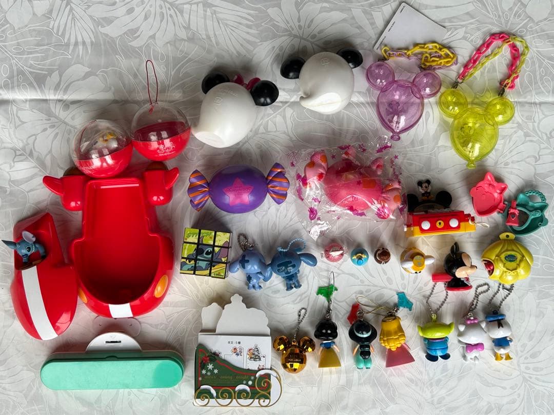 ディズニー グッズ28点セット ミッキー ミニー ドナルド スティッチ