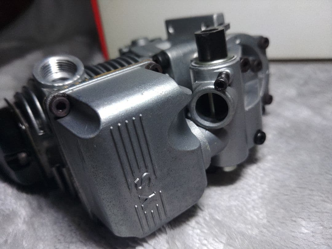 山田産業　FZ110　ラジコンエンジン