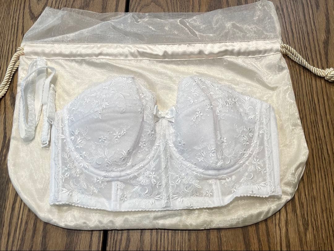 セモア　ブライダルインナー　 E70