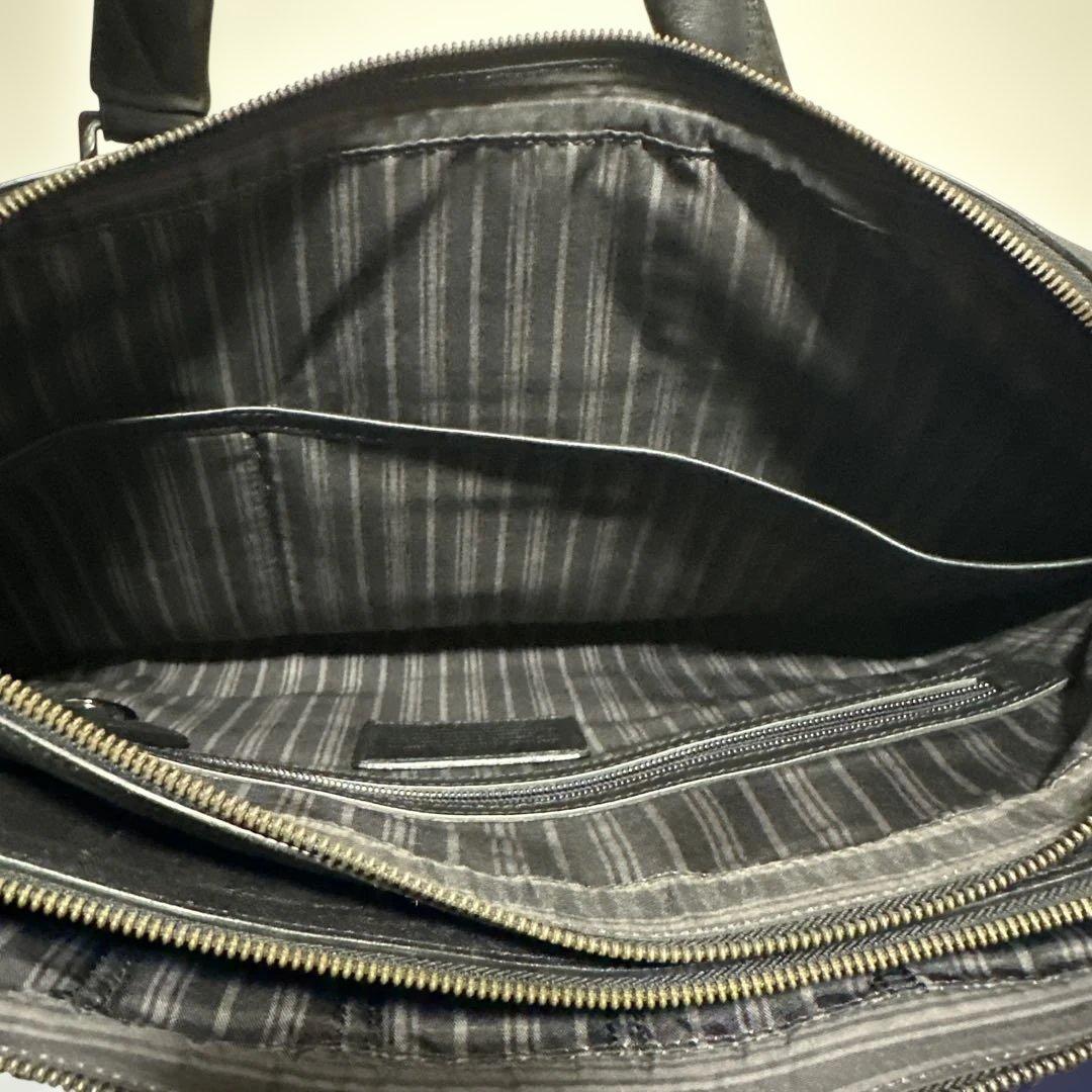 美品　TUMI フラップ付き　レザーブリーフケース　ビジネスバッグ　トゥミ