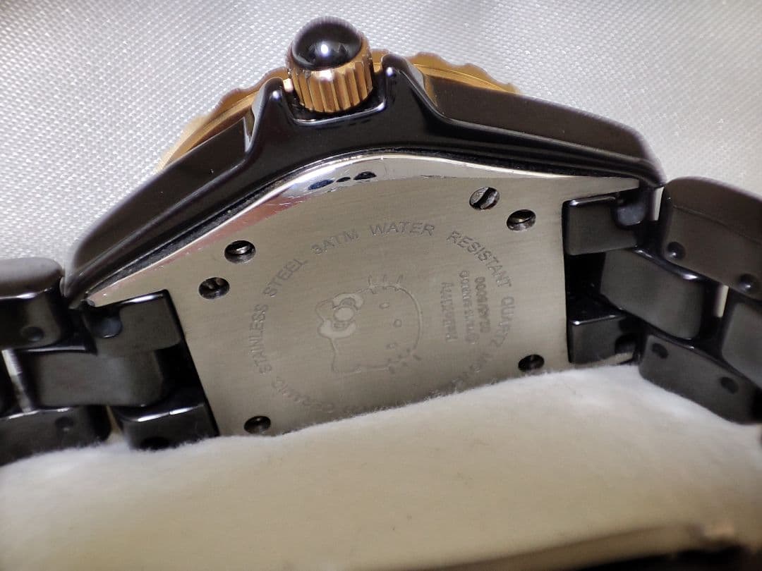 美品 サンリオ ハローキティ セラミック ダイヤモンド ブラック 腕時計 限定品