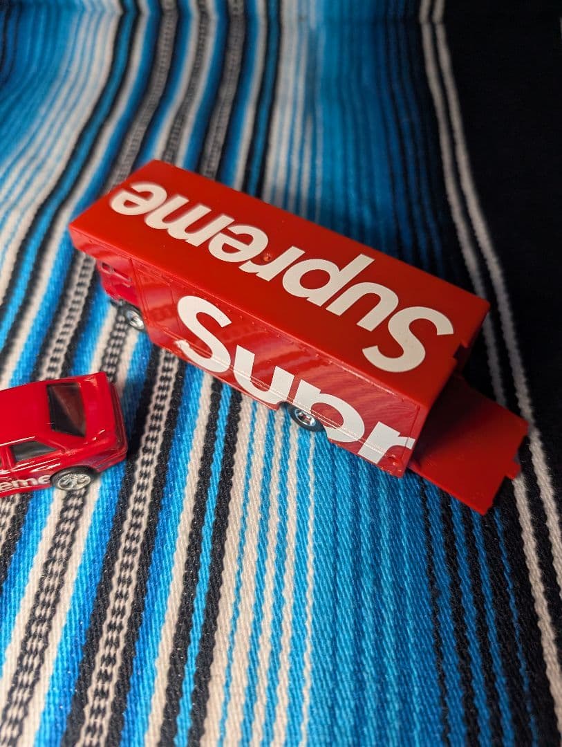Supreme Hot Wheels Fleet Flyer ミニカー BMW