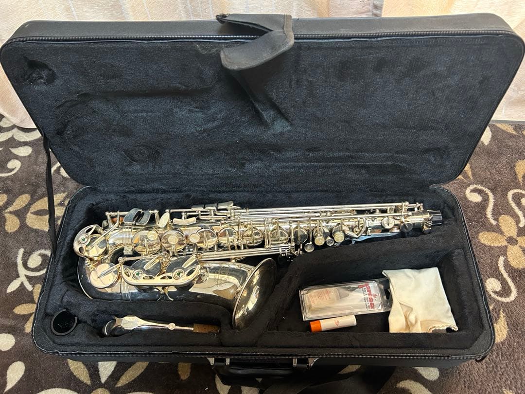J.Michael シルバーメッキ仕上げアルトサックス(ジャンク品)