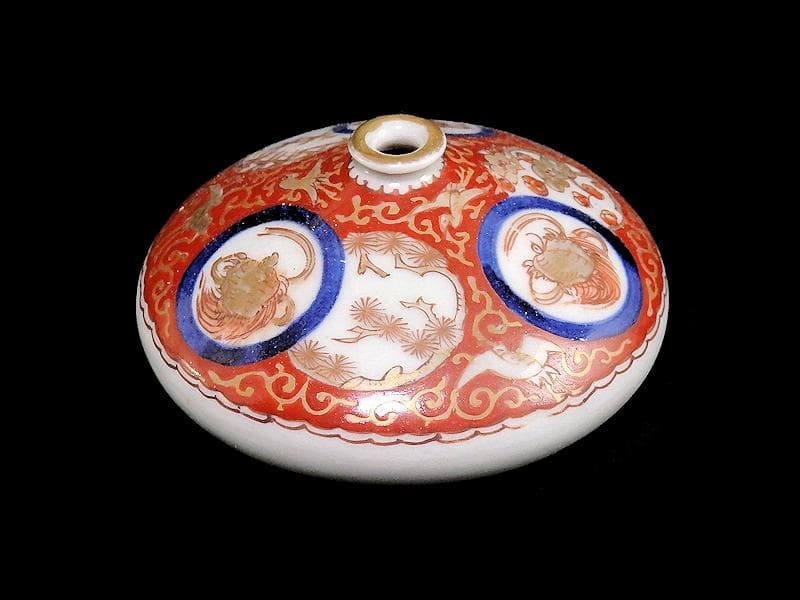 古伊万里　金襴手　鶴亀に松竹梅の図　油壷　D652-CHe