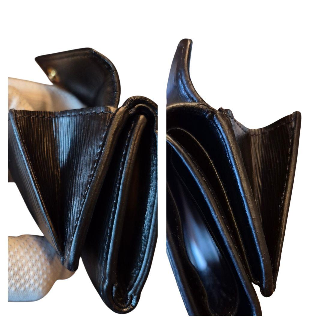 ＰＲＡＤＡ　プラダ　サフィアーノ　三つ折り財布　x