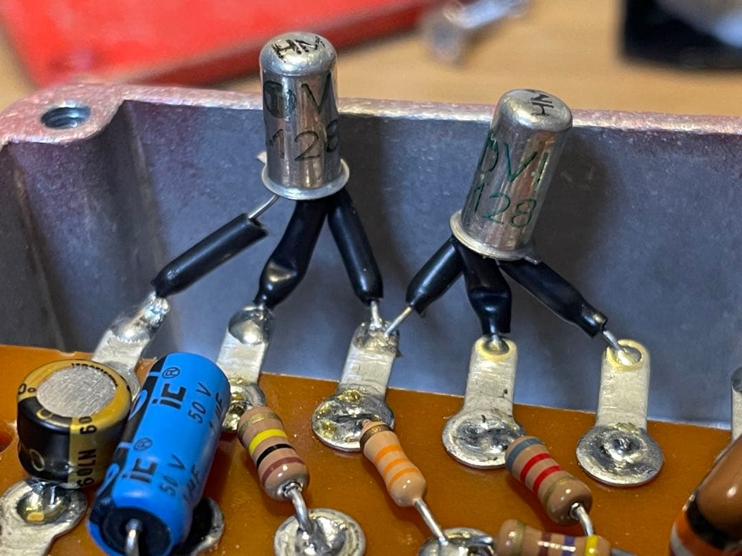 Fuzzface ゲルマニウム AC128 ファズ クローン 自作