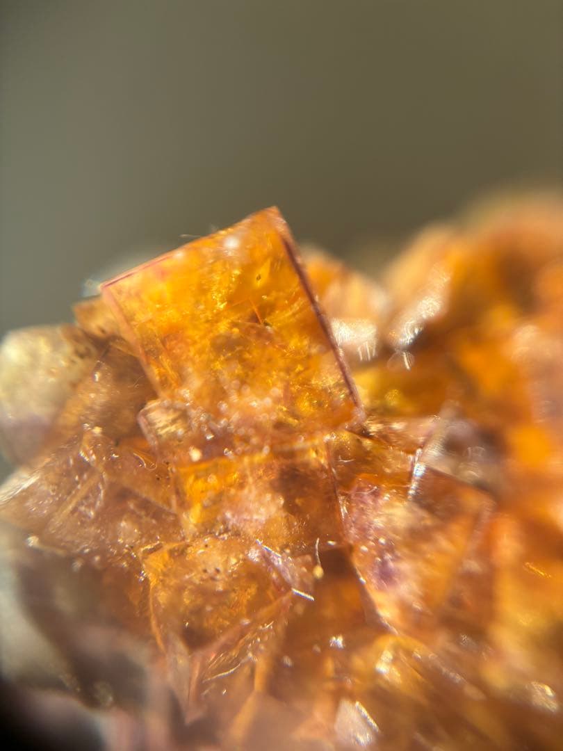 ドイツ産　フローライト　原石　鉱物標本　アンバー