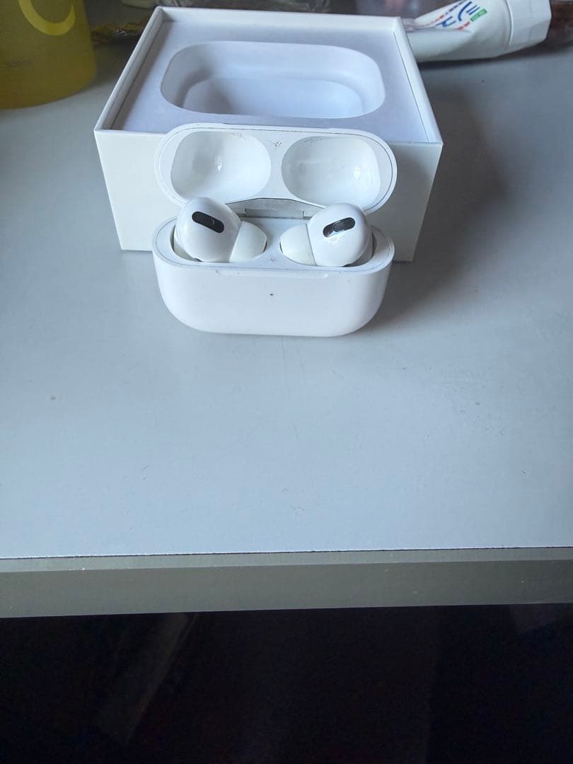 Apple AirPods Pro 本体