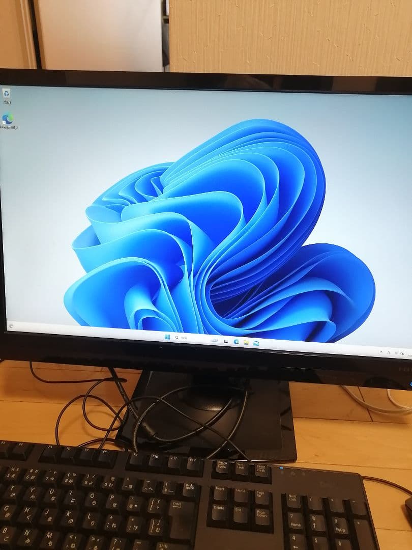 DELL3470正規windows11/8世代CPU無線内蔵メモリ8Ｇ/250G