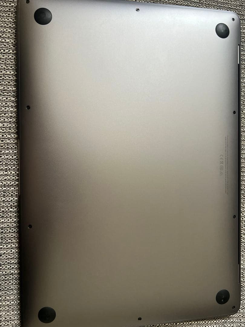 MacBook Air 2020 i3 8GB 256GB 充放電32回 美品