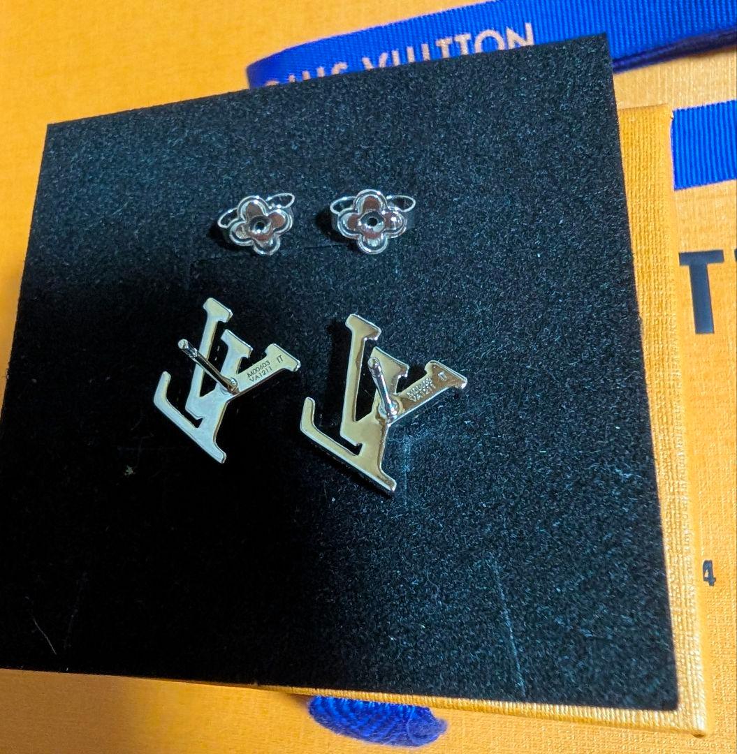 ルイヴィトン LV アイコニック ストラスピアス