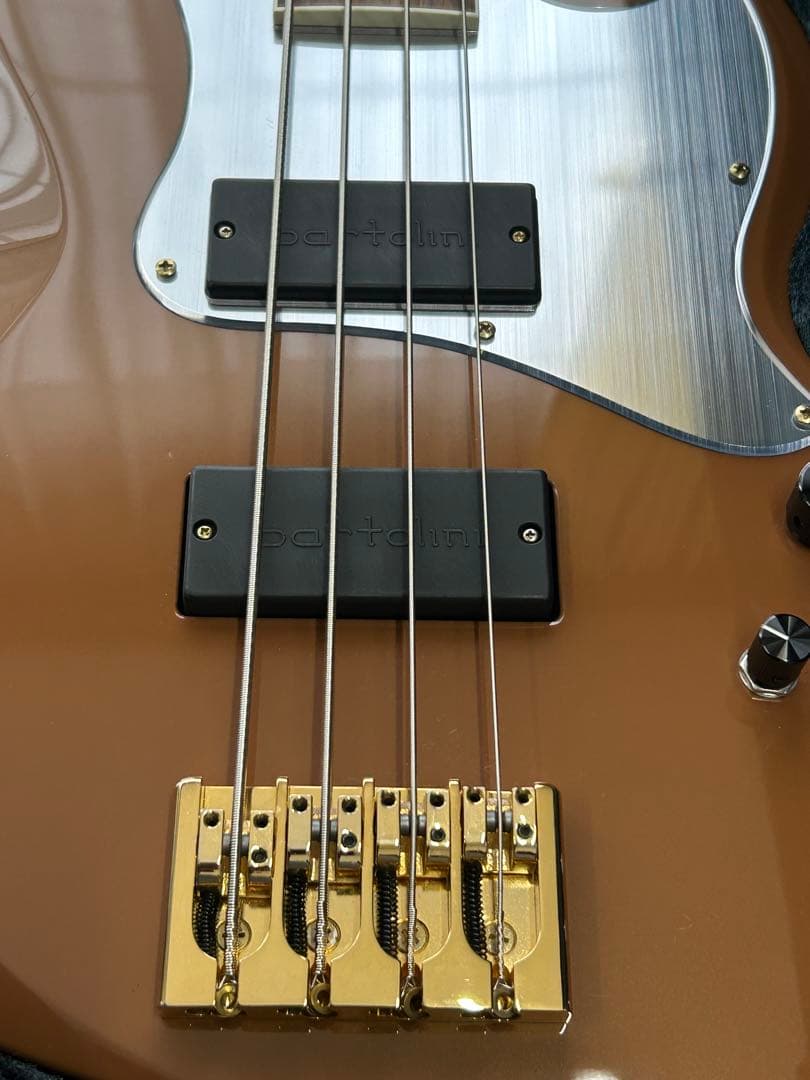 ESP VIPER BASS(新品同様品)