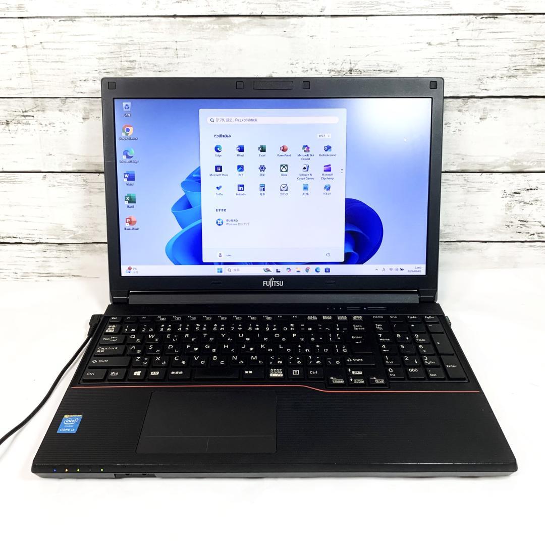 【オフィス付き】ノートパソコン黒　Windows11　8GB／SSD／テンキー✨