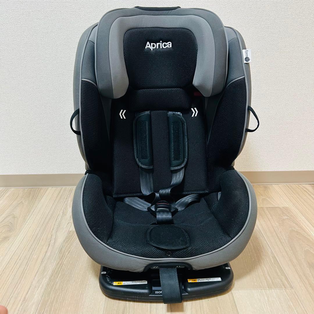 美品 アップリカ ISOFIX対応 ジュニアシート フォームフィット