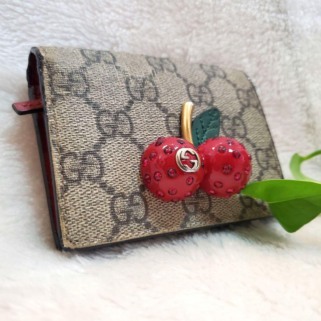 GUCCI　さくらんぼ　GGスプリーム　レザー　チェリー