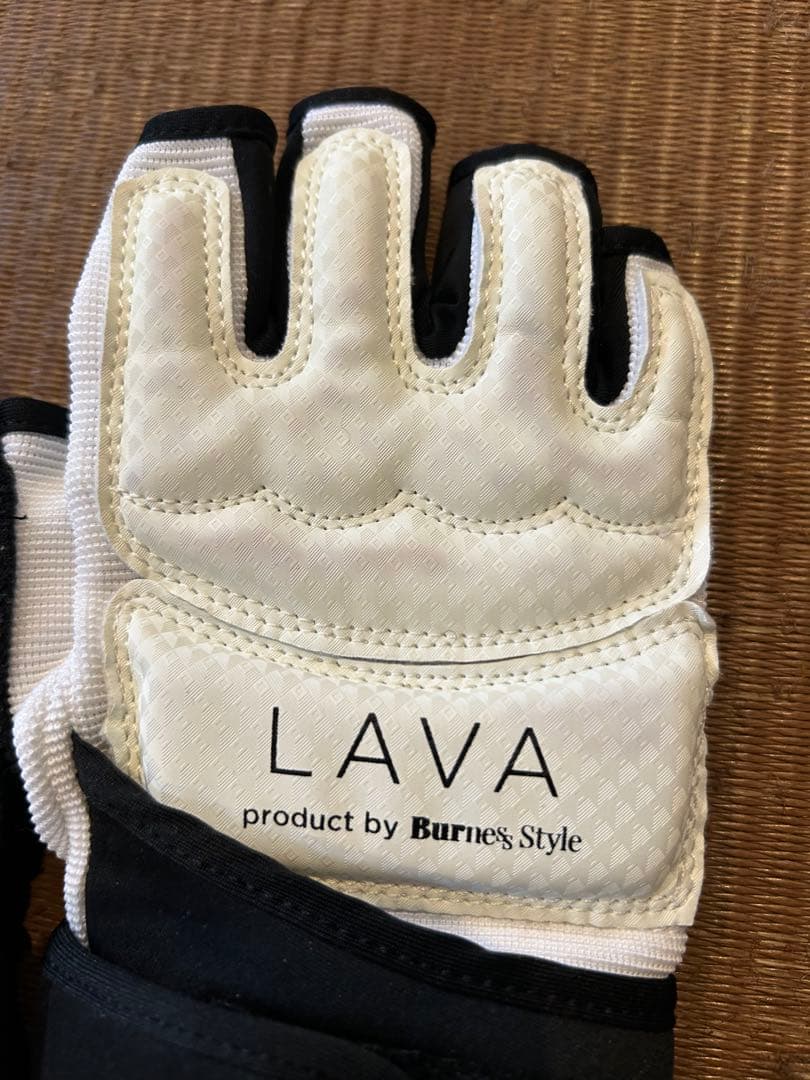 ほぼ未使用LAVAバーネススタイル ボクシング Sサイズ グローブシューズセット