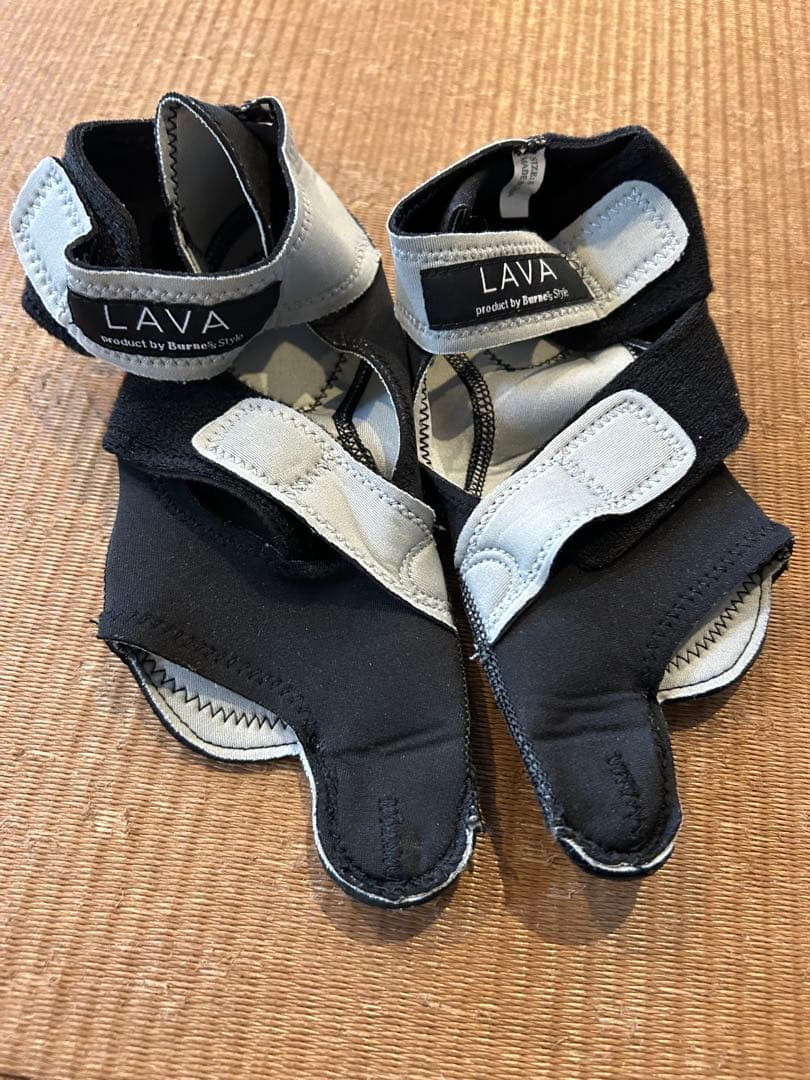 ほぼ未使用LAVAバーネススタイル ボクシング Sサイズ グローブシューズセット