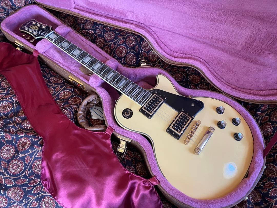 Epiphone Les Paul Custom Black Back ケース付