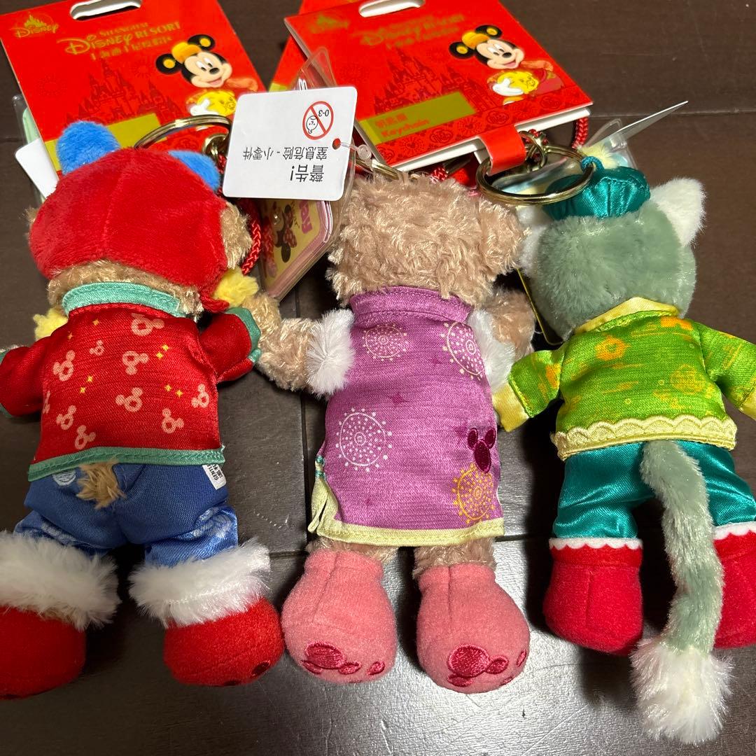 上海ディズニーリゾート　旧正月　ぬいぐるみ　キーチェーン