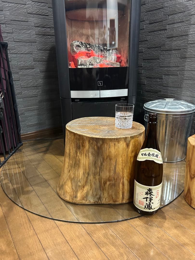 ケヤキ切り株　丸太　スツール　丸太椅子　サイドテーブル　ディスプレイ台