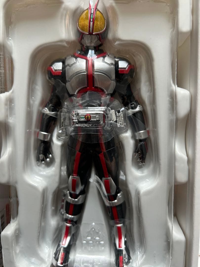 s.hフィギュアーツ真骨彫製法仮面ライダーファイズセット