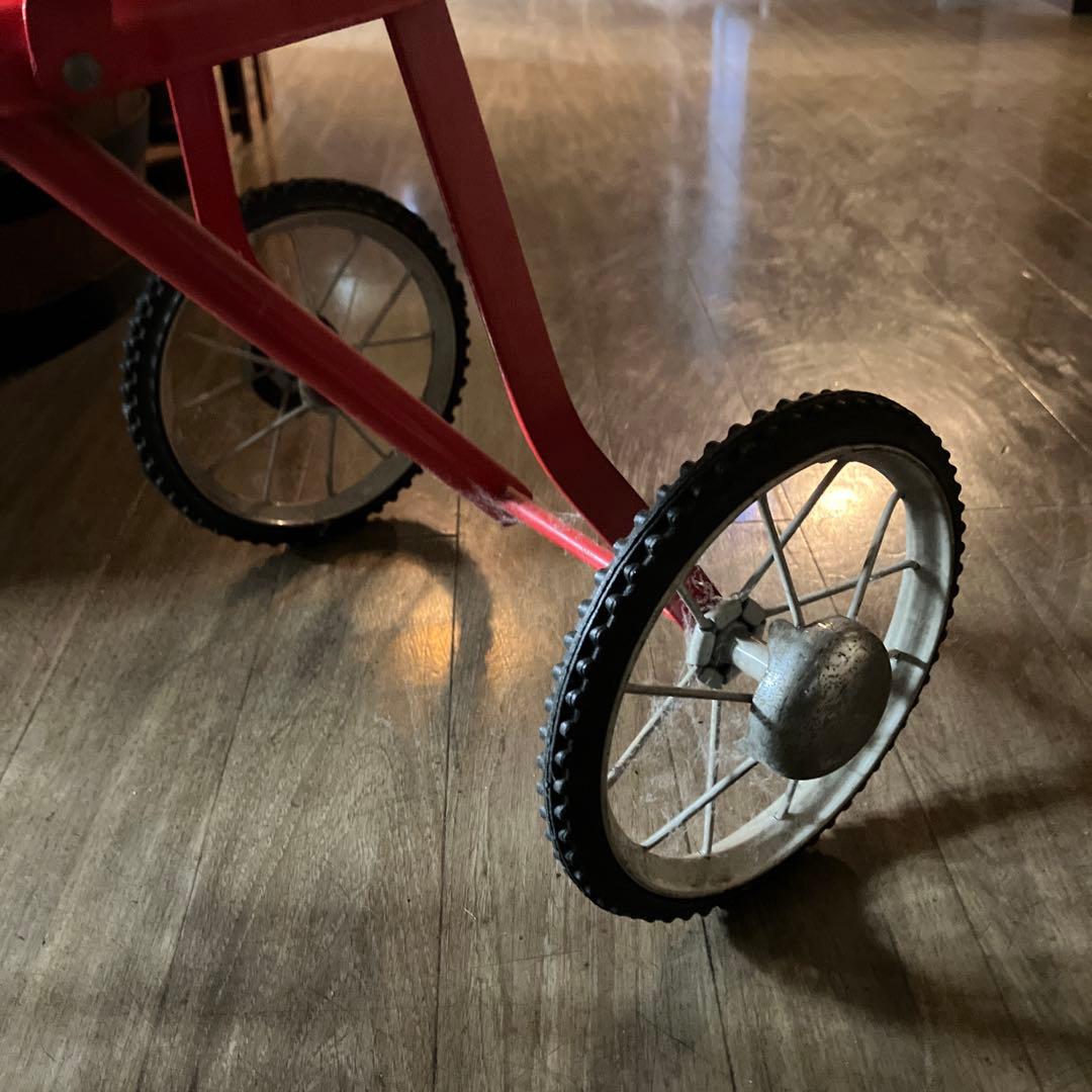 赤い三輪車 グリップ付きハンドル　アンティーク、オールドスタイル　中古品