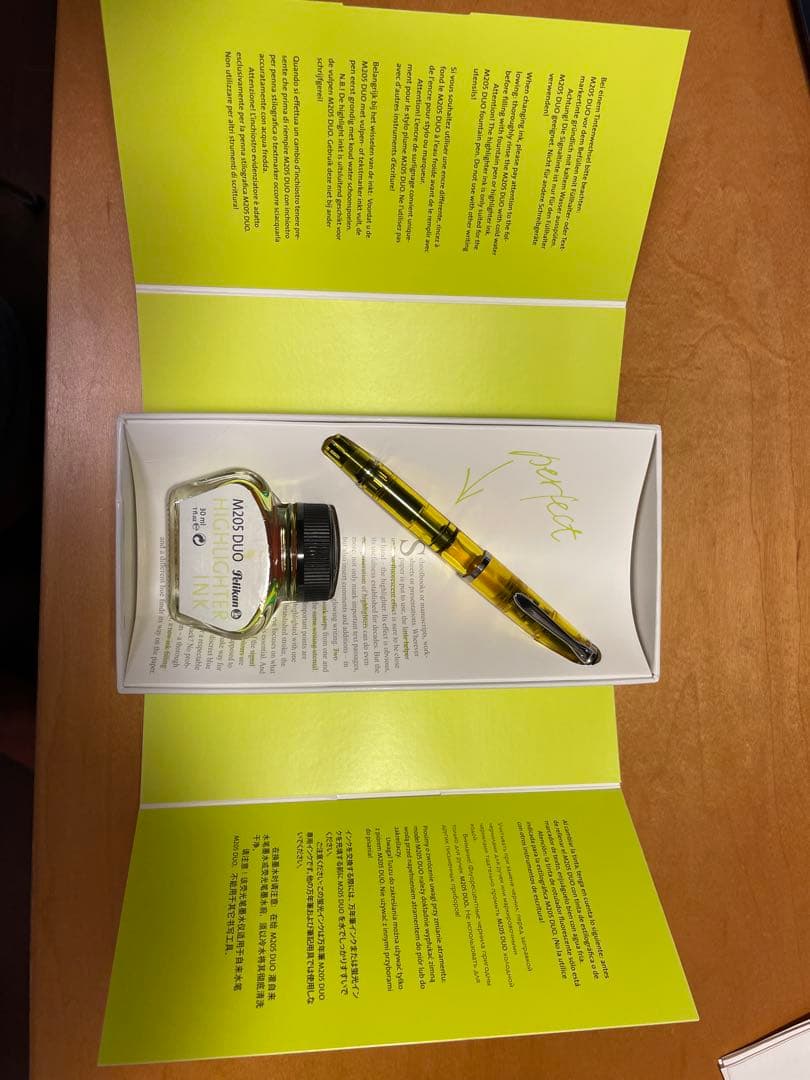 Pelikan M205 DUO ハイライターインク付き万年筆