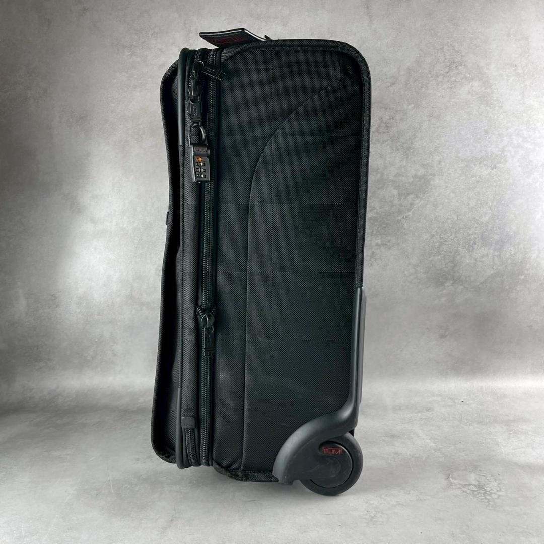 人気✨TUMI キャリーケース 22020DH ビジネス 出張 スーツケース